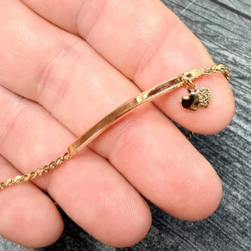 Vintage Gold Tone Heart Charm Bracelet Dainty Bar Chain 7.25